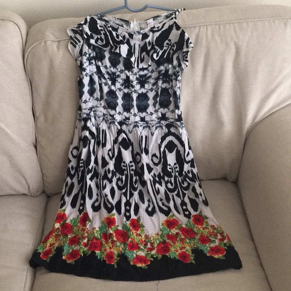 Floral pattern dress